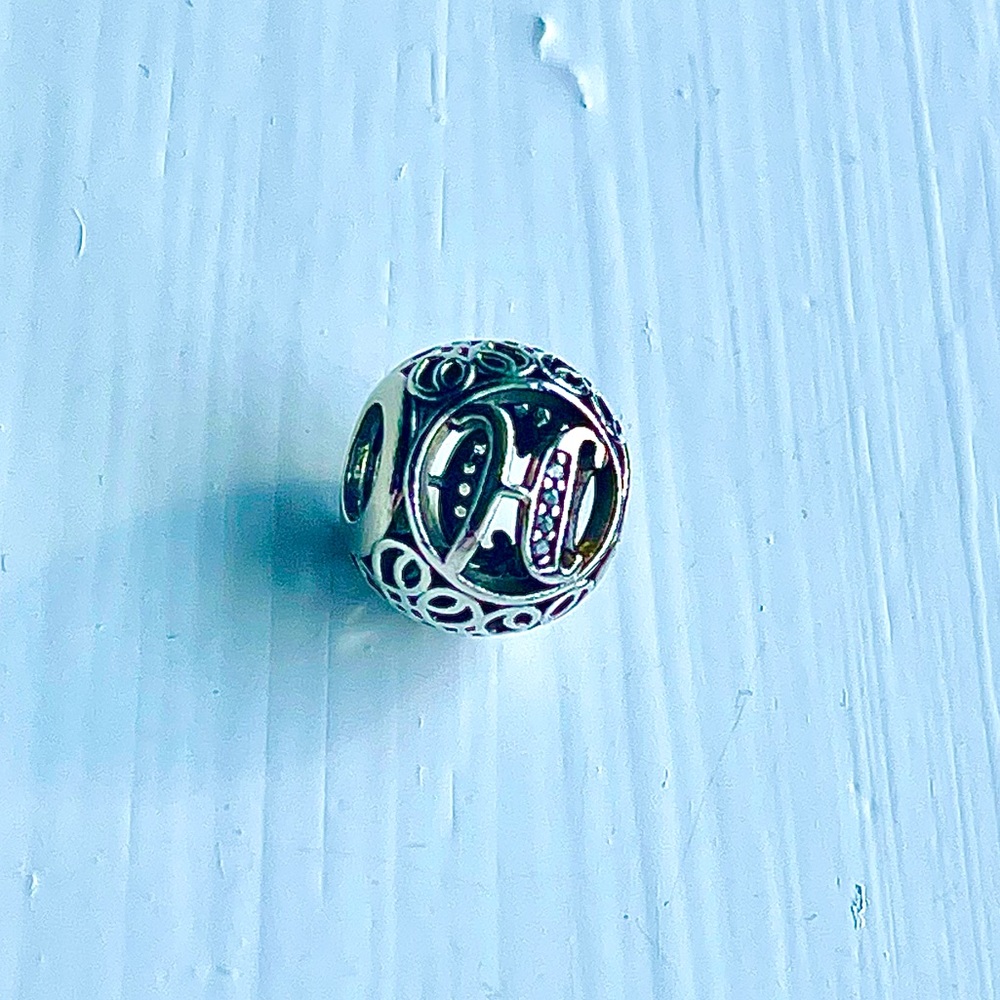 PANDORA Alphabet Vintage 'H' Charm